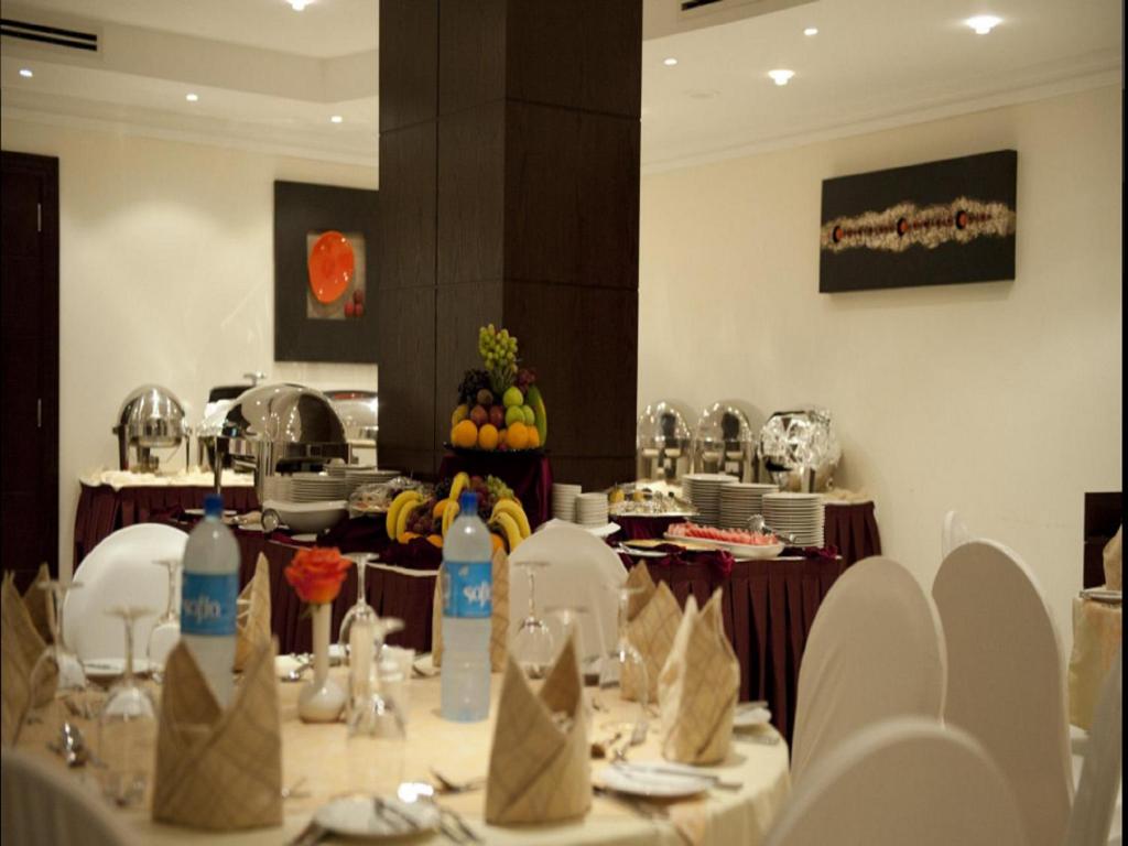 Restaurace v ubytování Musherib Hotel