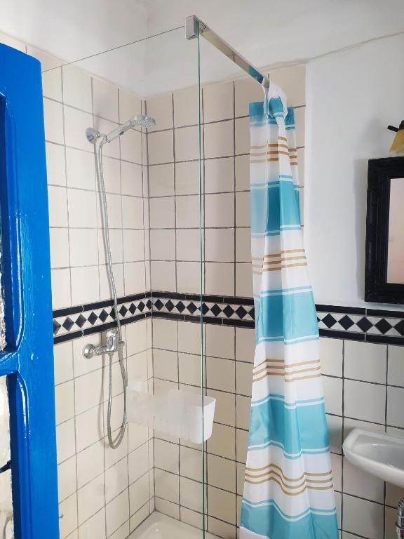 Kúpeľňa v ubytovaní Guesthouse La Tienda Cómpeta 21b