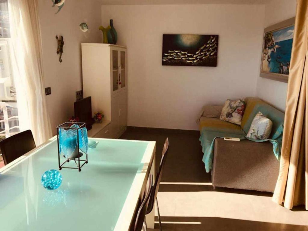 Fotografie z fotogalerie ubytování Apartamento Cala Salionç Playa frente a la playa v destinaci Tossa de Mar
