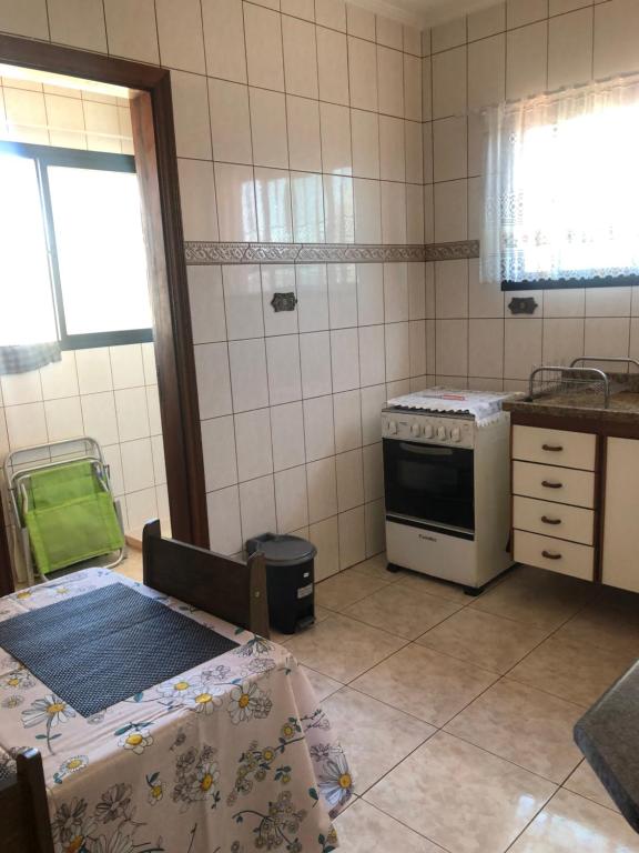  Apartamento com Varanda