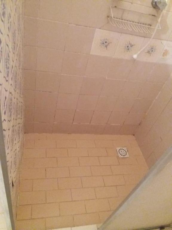  Quarto individual amplo
