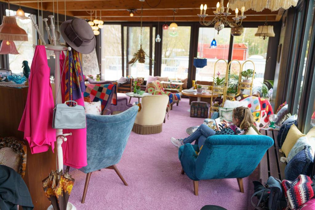 Tante ALMA's Bonner Hotel - Resim 25