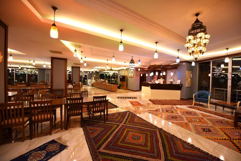 Posezení v ubytování Pamukkale Whiteheaven Suite Hotel