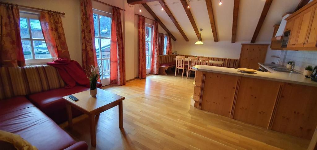 Schlosserhaus Appartements - 14