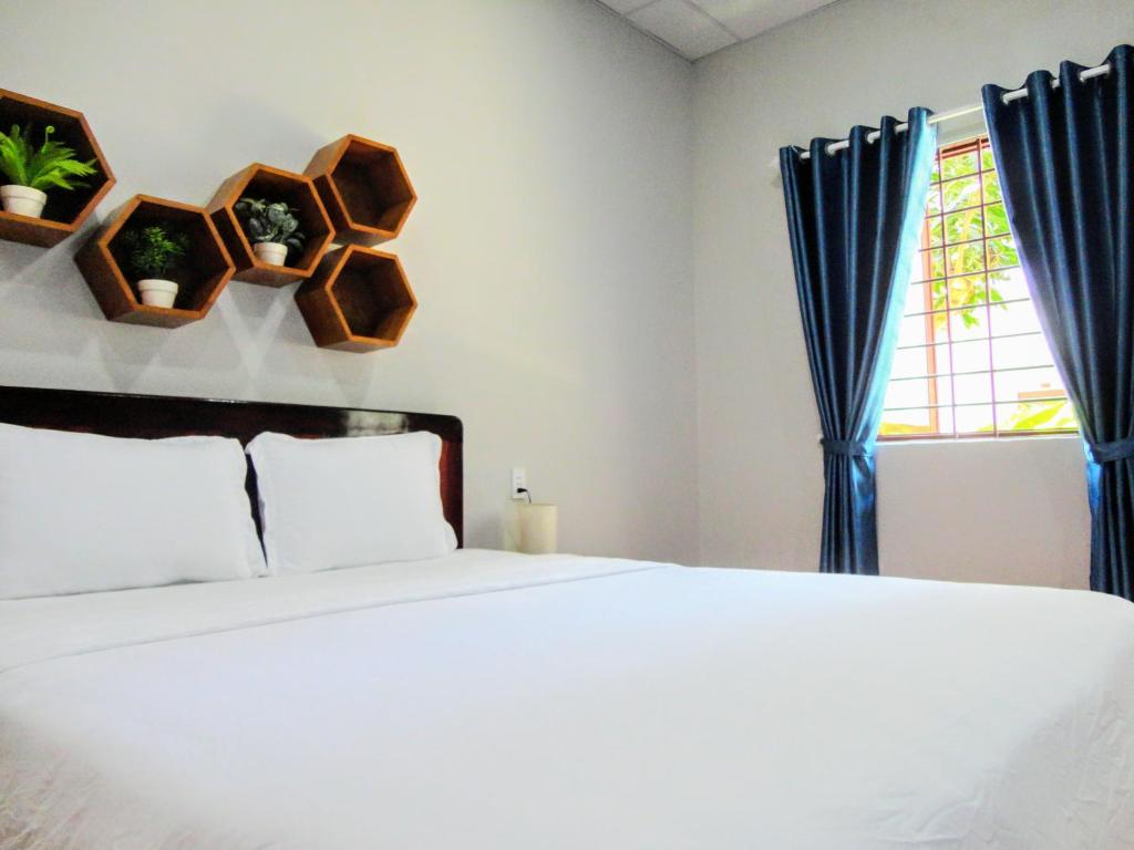 Eden House & Coffee Con Dao - 13