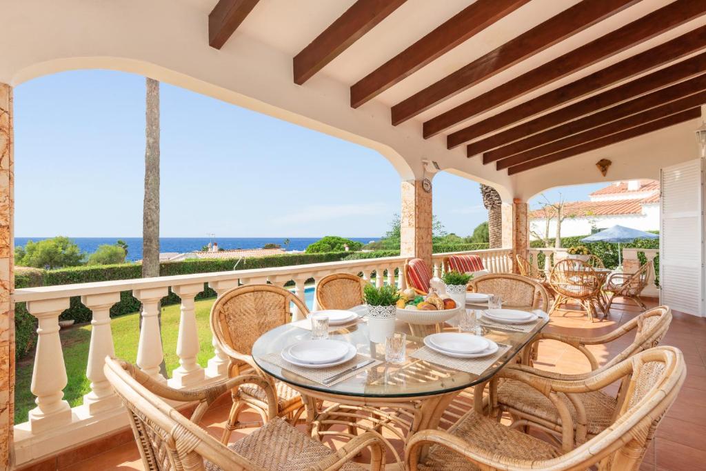 Zdjęcie z galerii obiektu Villa Sur - Binisafua Playa w mieście Binisafua