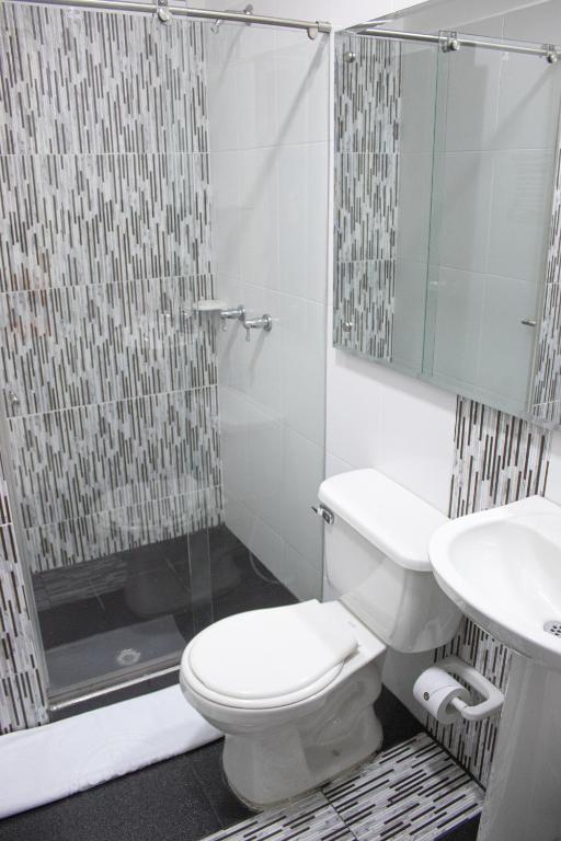 Koupelna v ubytování Hotel Fenix