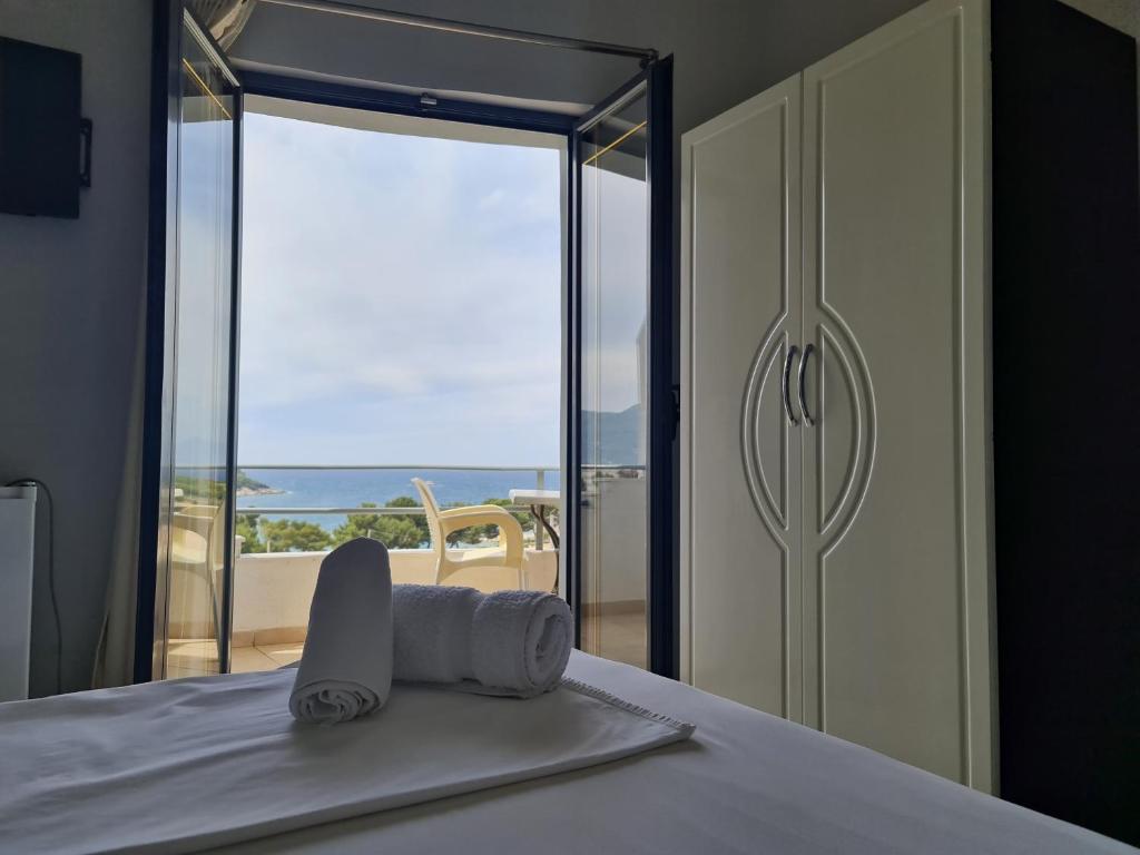 Hotel Ardiani - Image 2