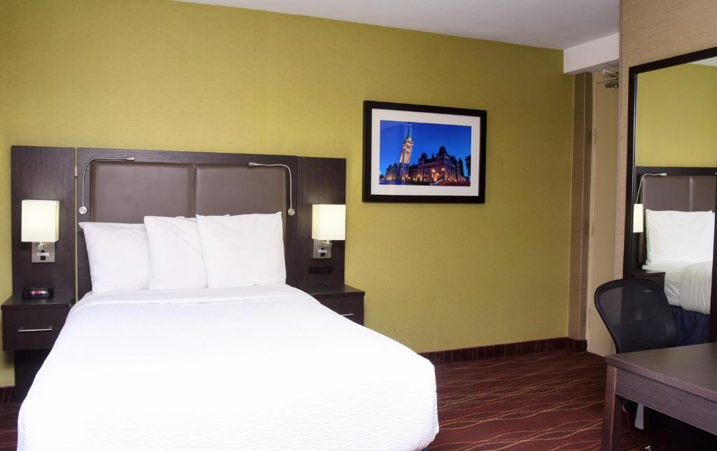 Days Inn by Wyndham Ottawa - Resim 39