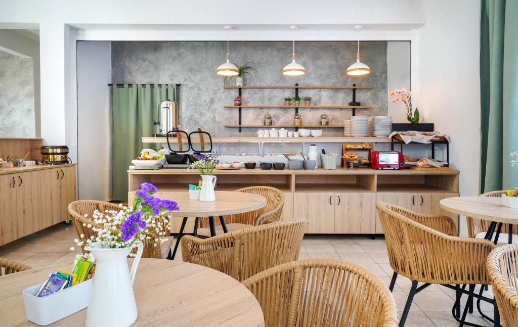 Kuchyň nebo kuchyňský kout v ubytování Nefeli Fresh Hotel by Del Mare