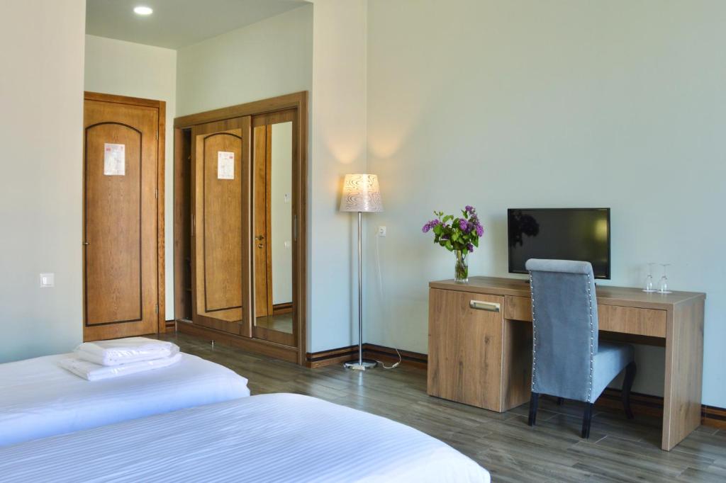 Sjónvarps- og/eða afþreyingartæki á Boutique Hotel O. Galogre
