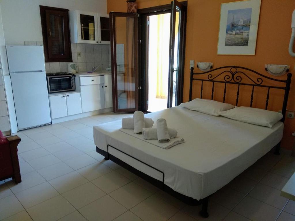Fotografia z galérie ubytovania MARINOS APARTS (KIMON RESORT) v destinácii Syvota