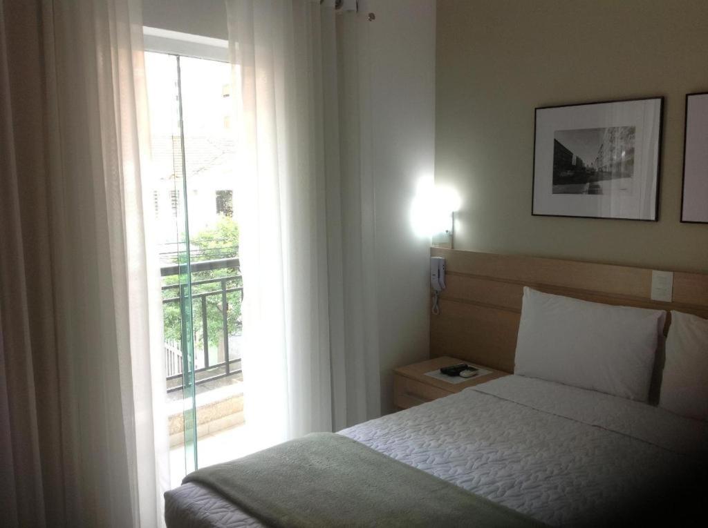  Upper Hotel