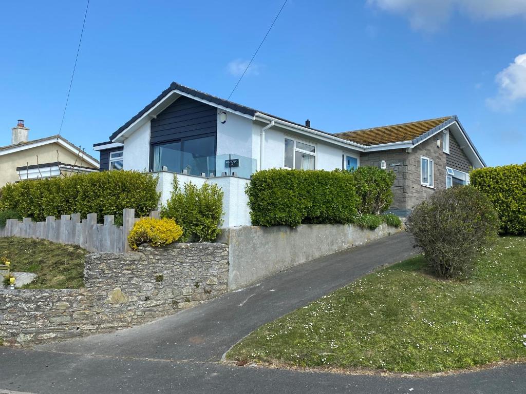 Seascape Hope Cove, HopeCove (updated prices 2024)