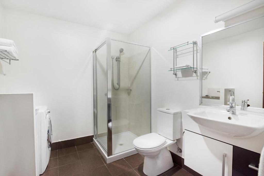 Mantra One Sandy Bay Road - Resim 8