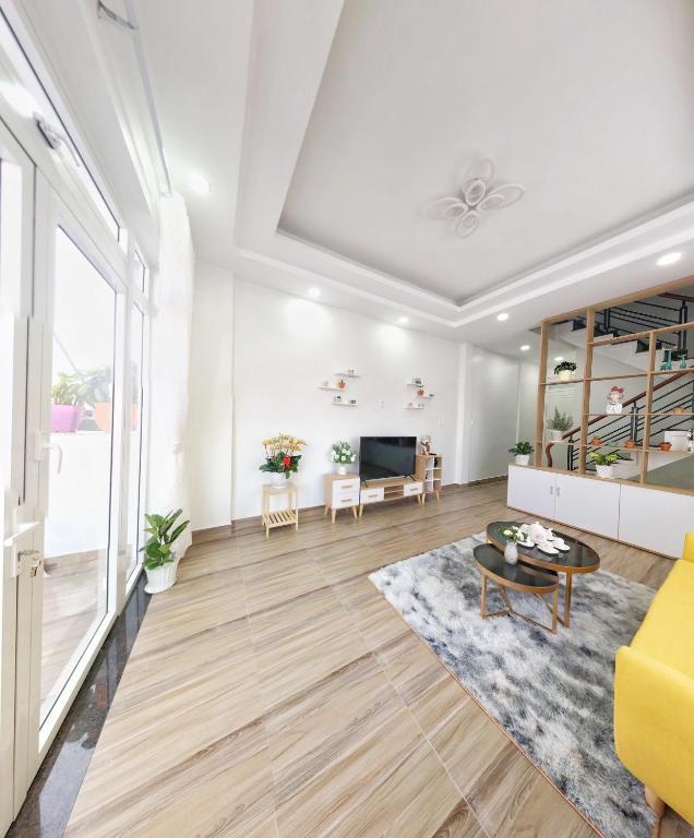 DaLAF - Dịch vụ cho thuê nguyên căn - Housity