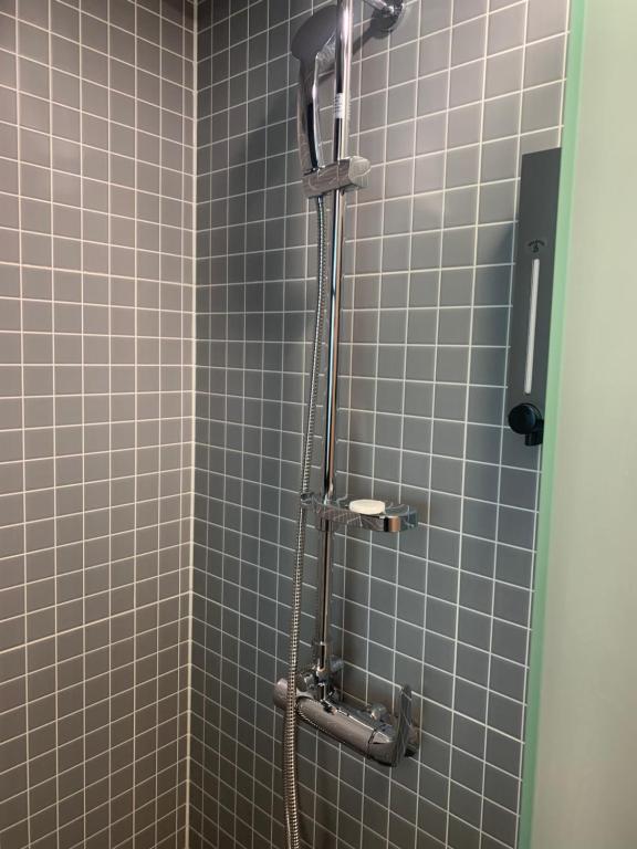 Koupelna v ubytování S Stay Hotel