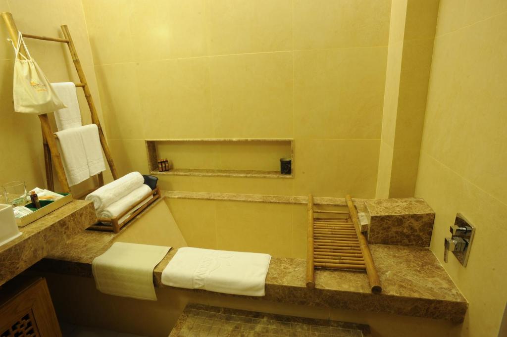Phòng Giường Đôi/2 Giường Đơn Với Ban Công