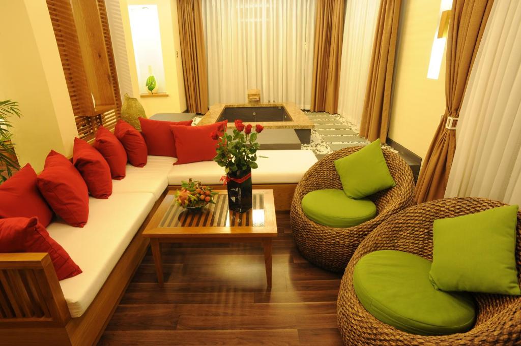 Phòng cho 3 người có Ban Công
