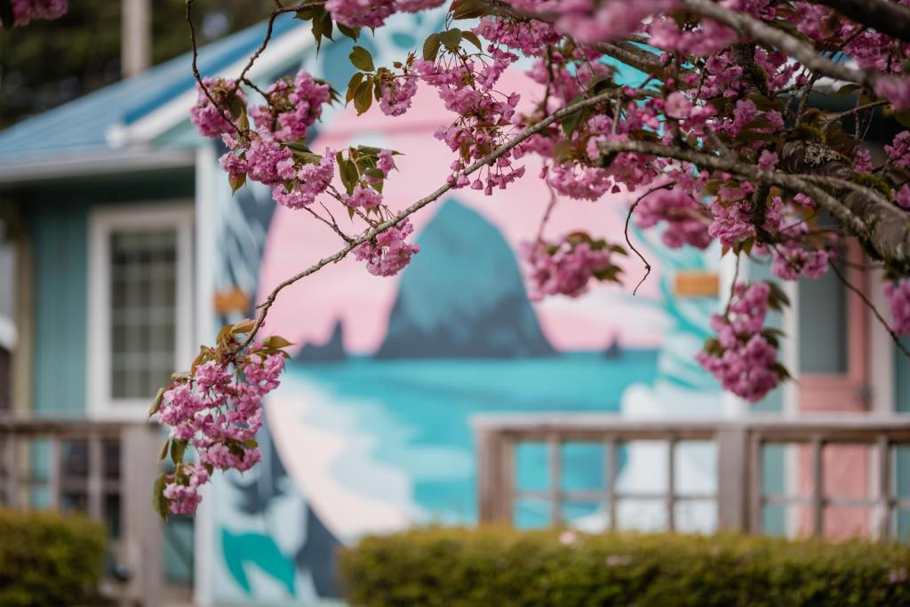 Zahrada ubytování Inn at Haystack Rock