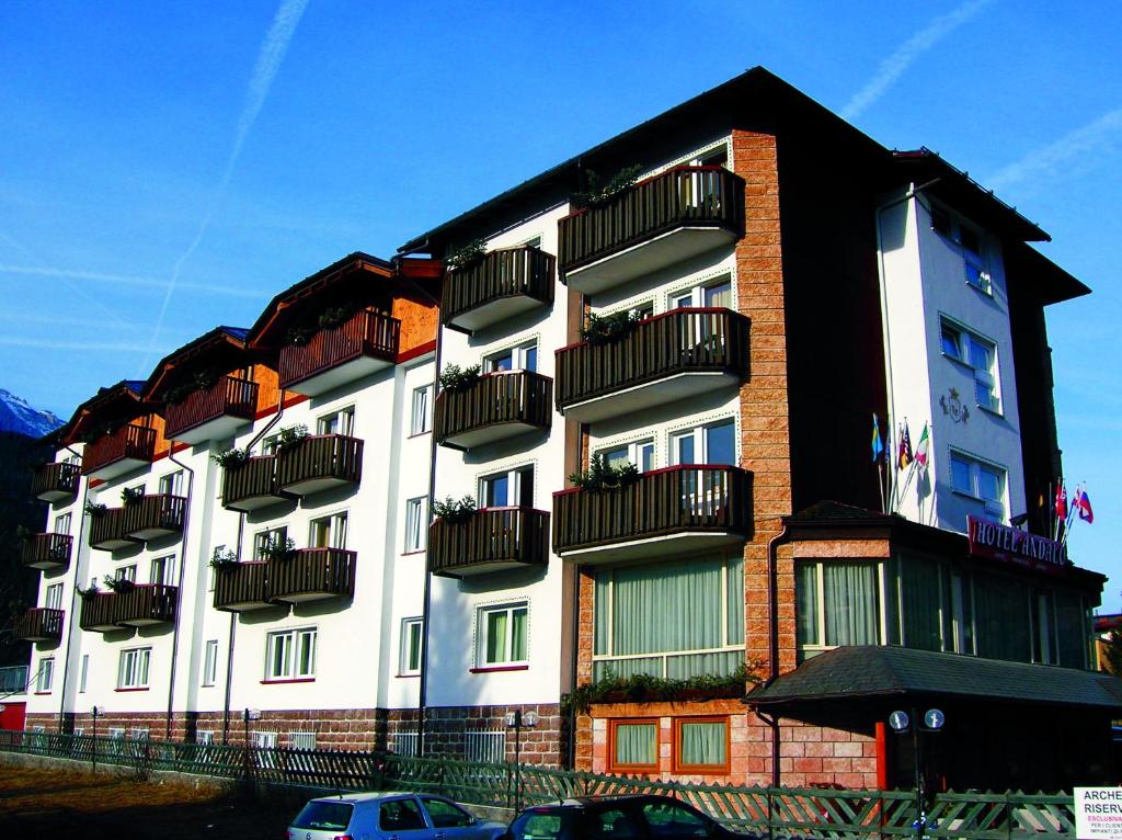 Budova, kde se hotel nachází