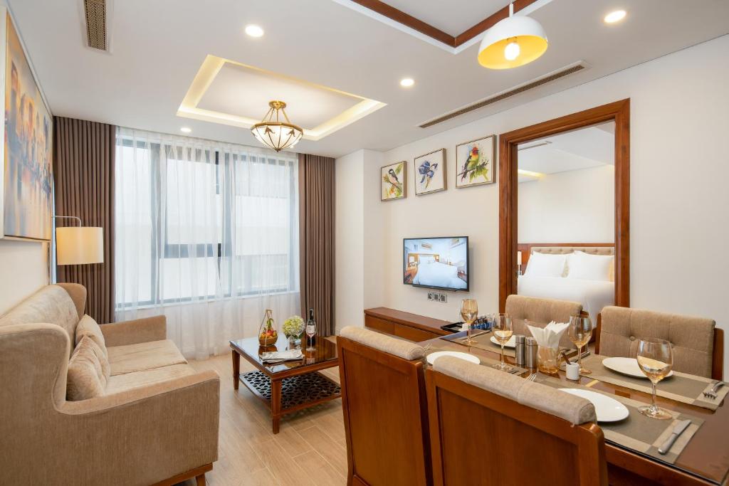Căn Hộ 2 Phòng Ngủ (3 Người Lớn)