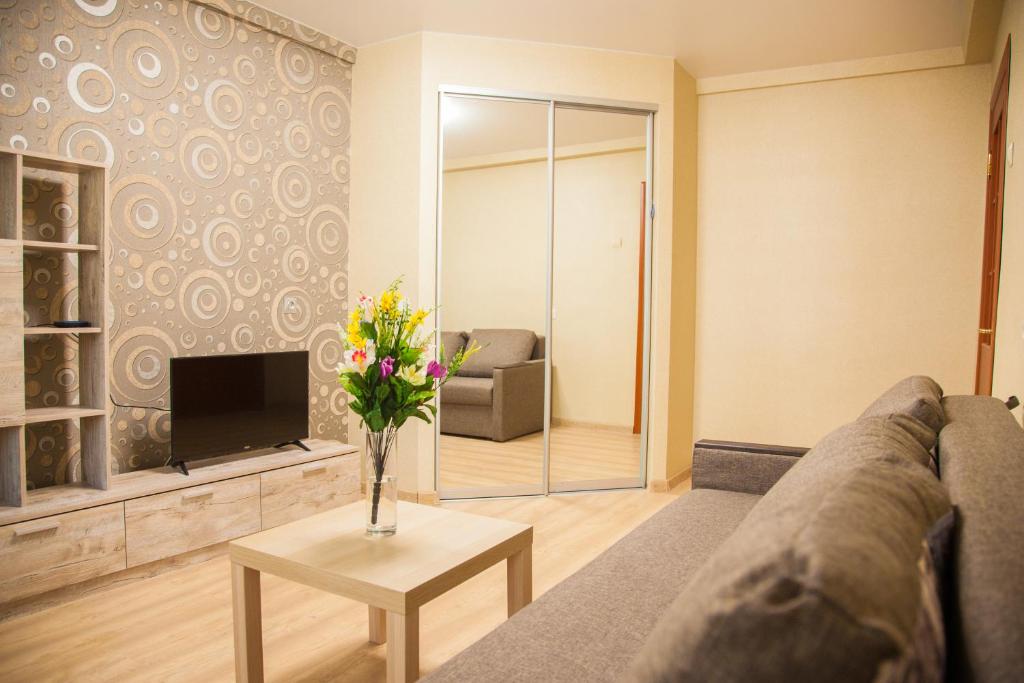 Semi-luxury Apartment on Tsentralnyiy Boulevard 8 - Housity