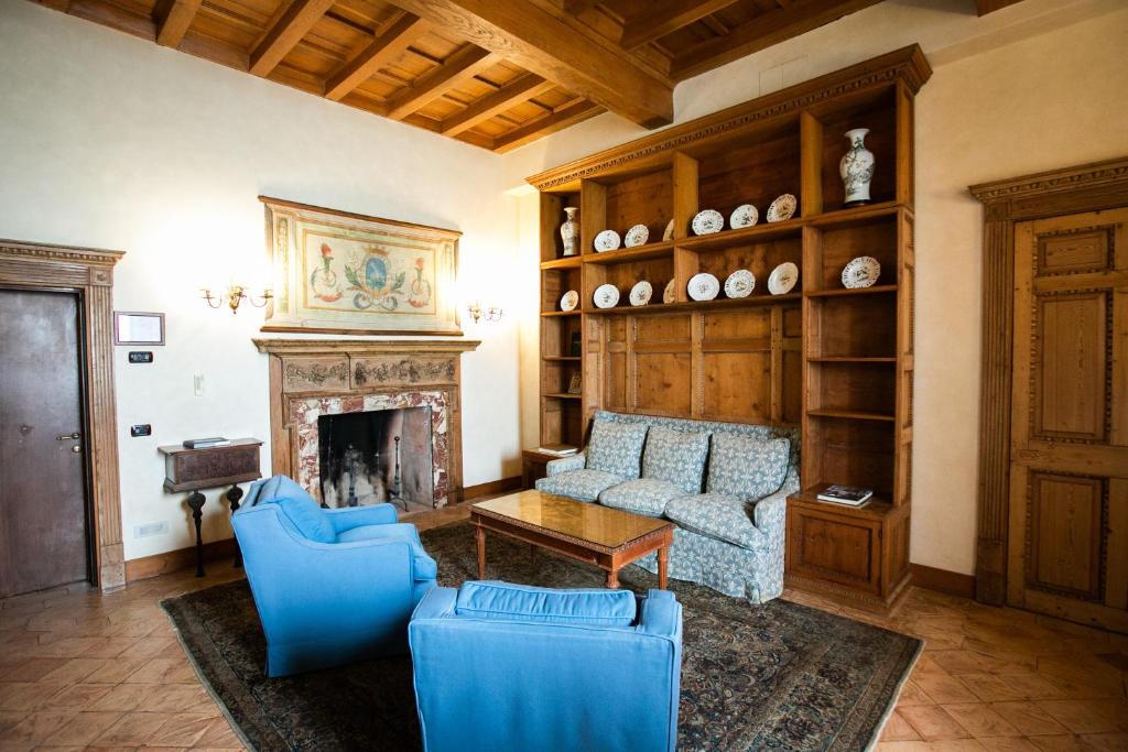 Posezení v ubytování La Posta Vecchia Hotel