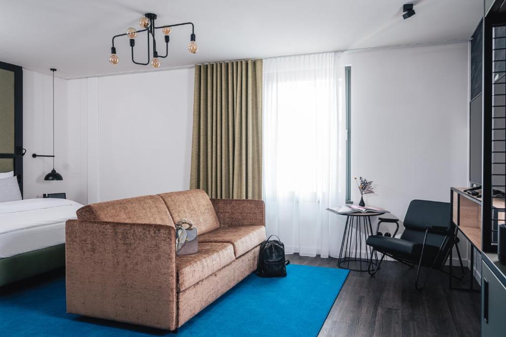 AMERON München Motorworld - 8