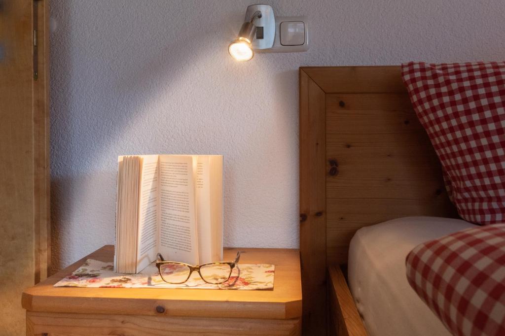 Postel nebo postele na pokoji v ubytování Gästehaus Graf