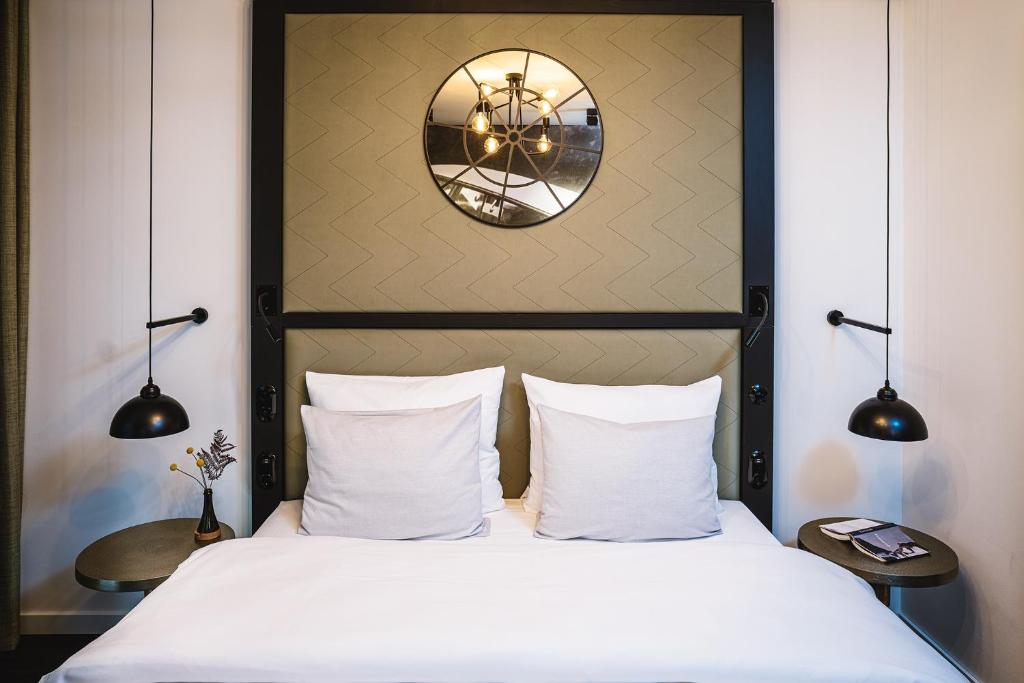 AMERON München Motorworld - 5