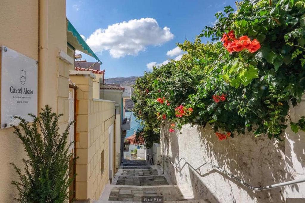 Zdjęcie z galerii obiektu Castel Abaso Boutique Apartments by Explore Andros w mieście Andros