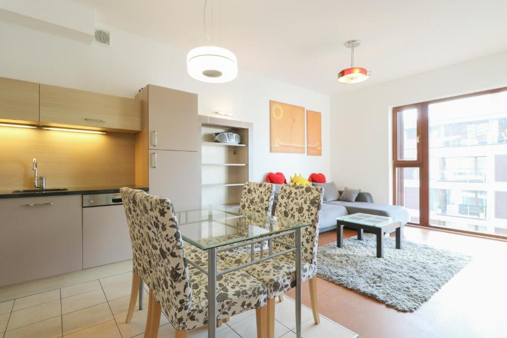Baltic Park Plaza by Baltic Home - One-Bedroom Apartment