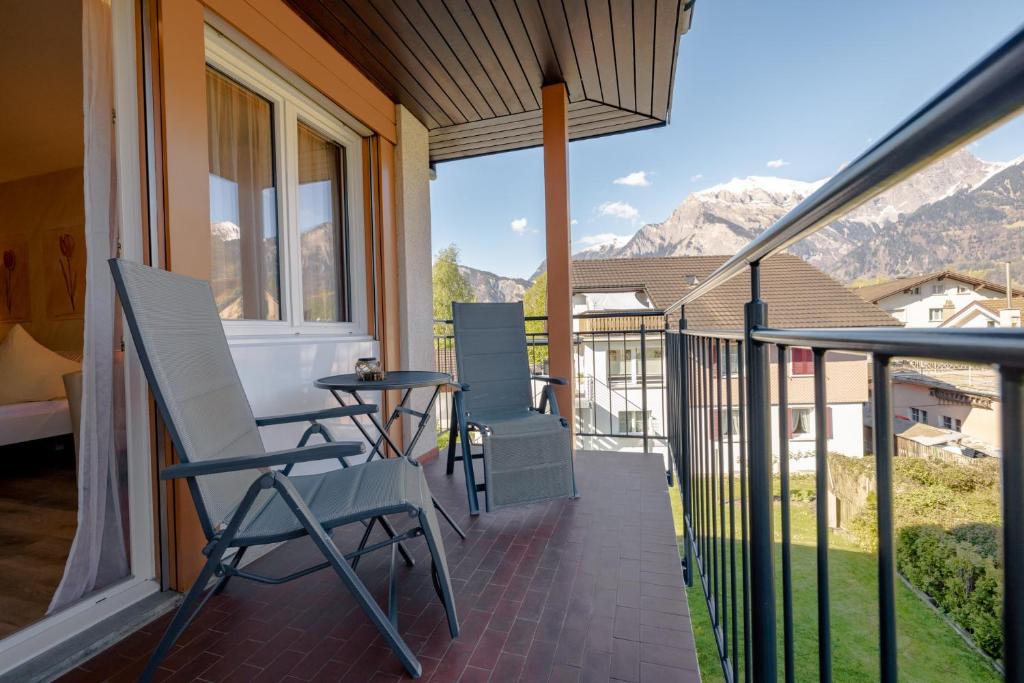 Nespecifikovaný výhled na hory nebo výhled na hory při pohledu z hotelu