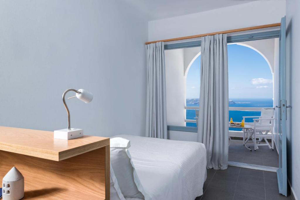 Nespecifikovaný výhled na moře nebo výhled na moře při pohledu z hotelu