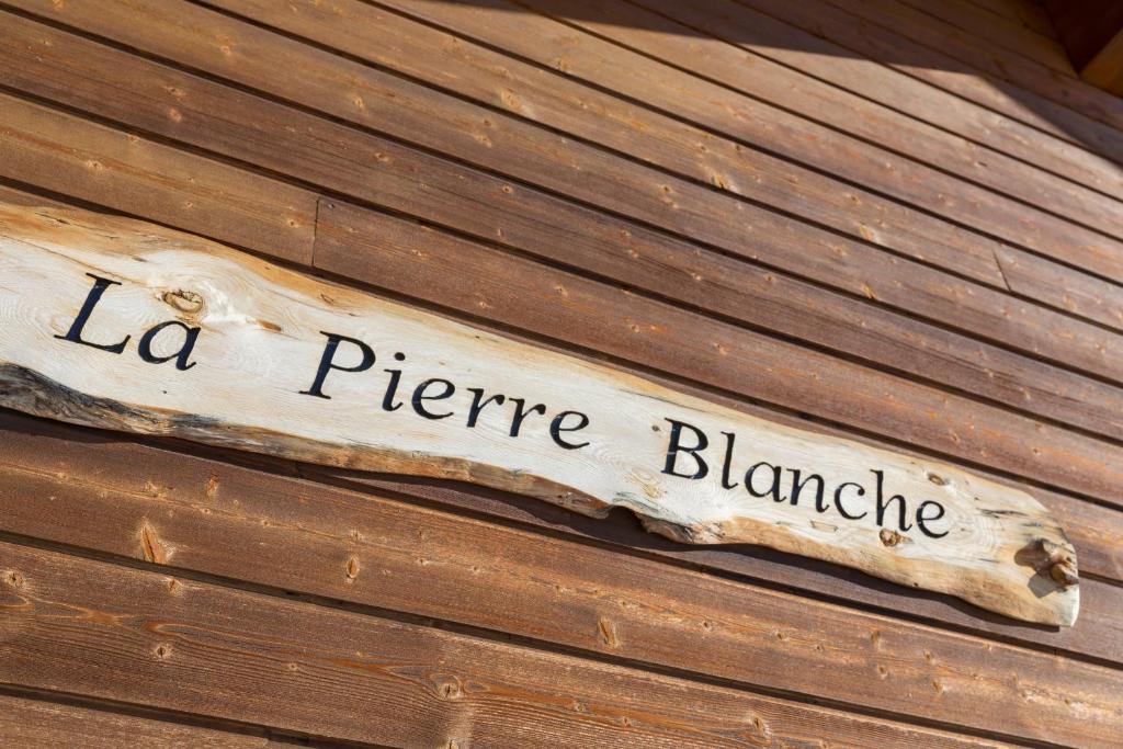 Certifikát, hodnocení, plakát nebo jiný dokument vystavený v ubytování Chalet Pierre Blanche