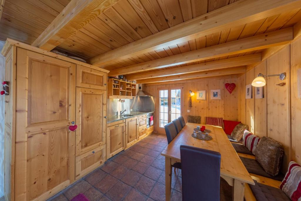 Posezení v ubytování Chalet Pierre Blanche