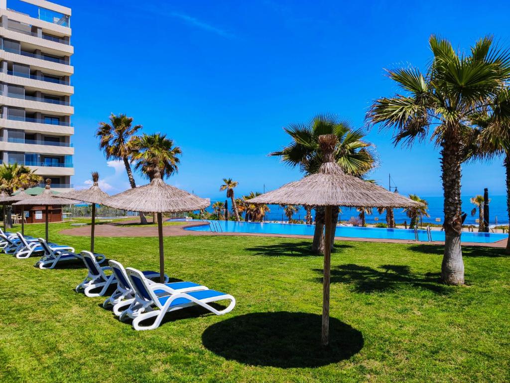 The swimming pool at or close to 213 Luxury Panorama - Alicante Holiday