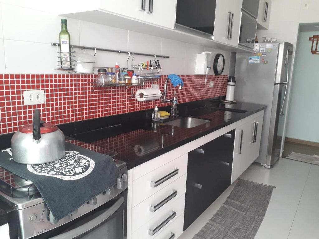  COBERTURA DUPLEX PISCINA PRIVATIVA GUARUJA