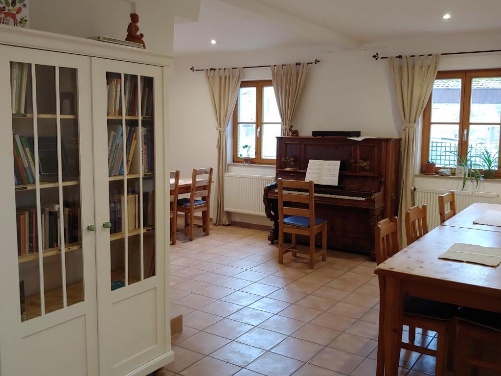 Fotografie z fotogalerie ubytování Pension Fuchsmühle v destinaci Rothenburg ob der Tauber