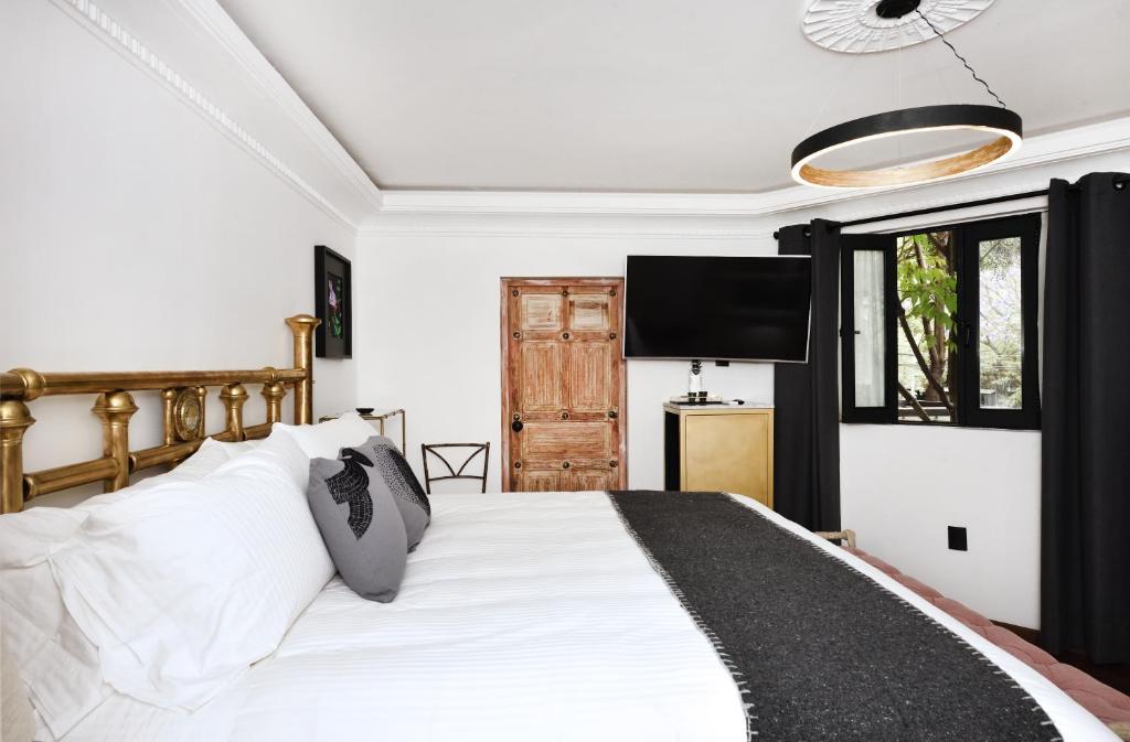 Orchid House Polanco - Superior Suite