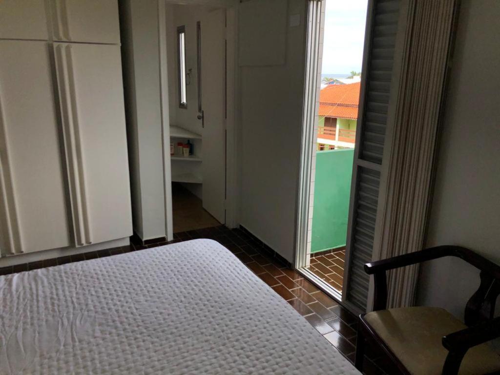  Lindo Apartamento vista para o mar 50m da Praia