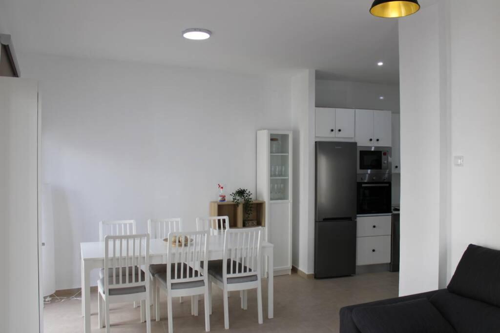 Kuchyň nebo kuchyňský kout v ubytování Apartamento centro Lorenzo Borrego