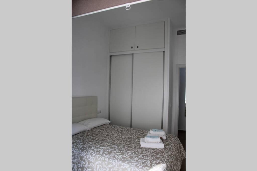 Postel nebo postele na pokoji v ubytování Apartamento centro Lorenzo Borrego