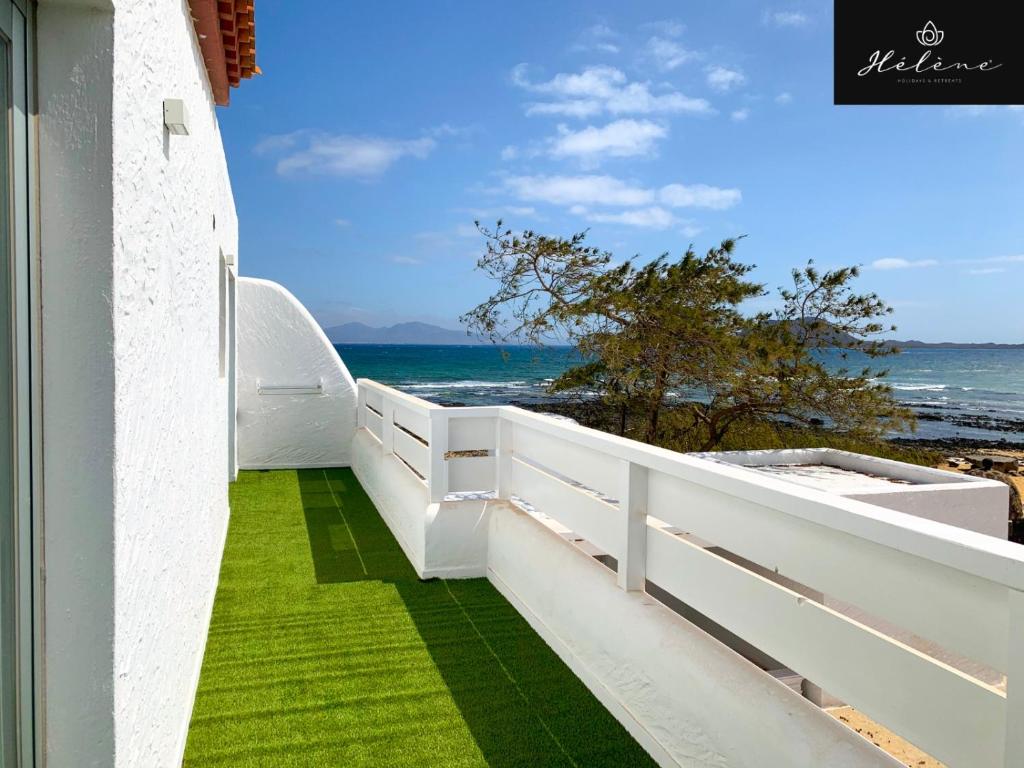 Hélène Holidays and Retreats Corralejo, Mai 2021