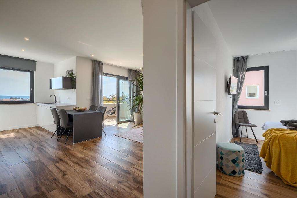 Belvedere Holidays - 2