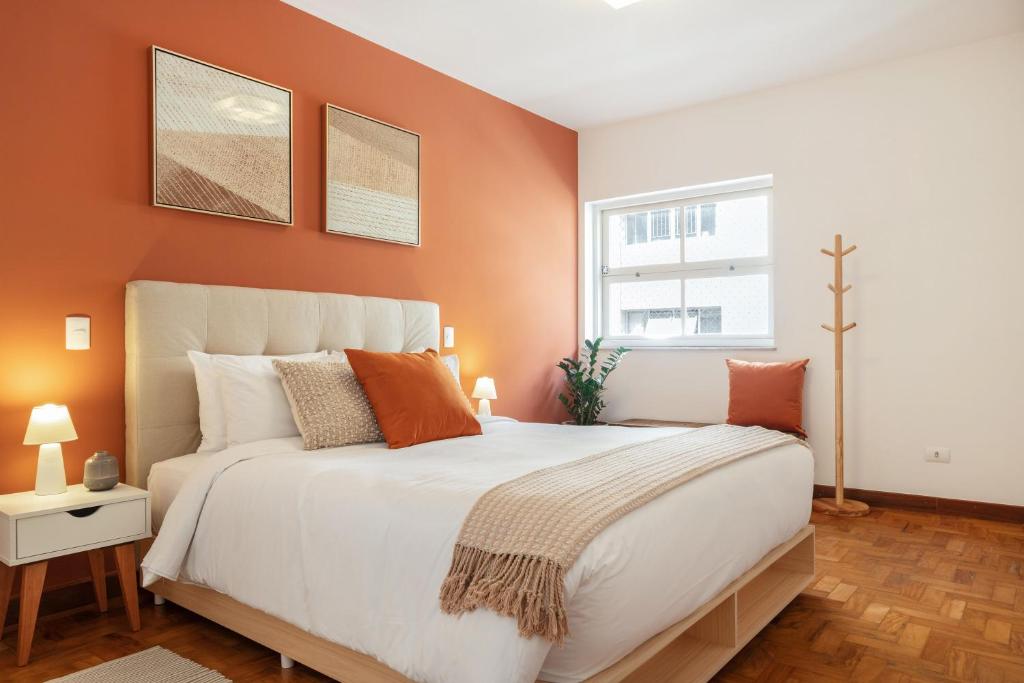  Apartamento amplo 2 quartos e garagem - Jardins