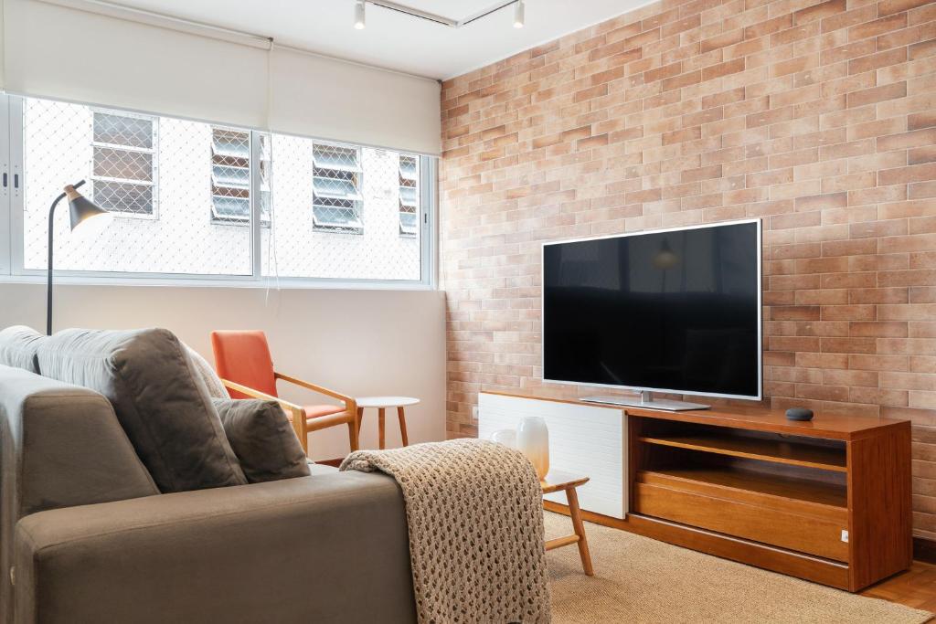  Apartamento amplo 2 quartos e garagem - Jardins