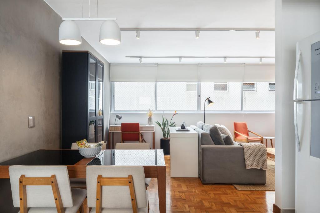  Apartamento amplo 2 quartos e garagem - Jardins