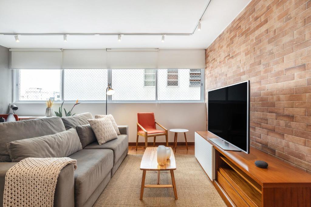  Apartamento amplo 2 quartos e garagem - Jardins